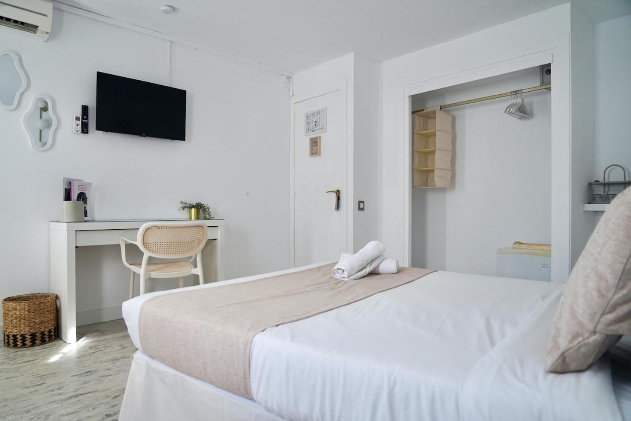 Aldara Hotell *