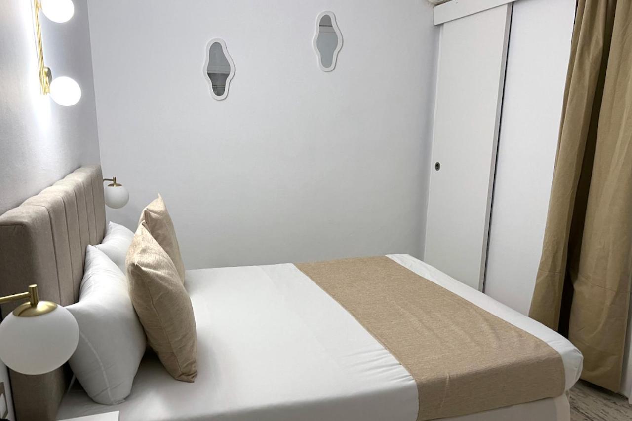 Aldara Hotell *